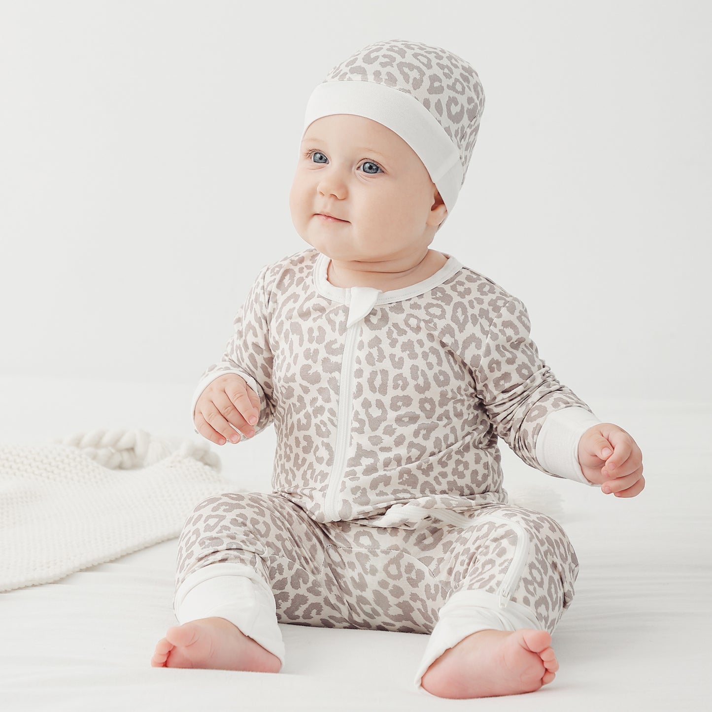 Bamboo Baby&Infant Pajamas Zippered Romper Sleeper with Pattern